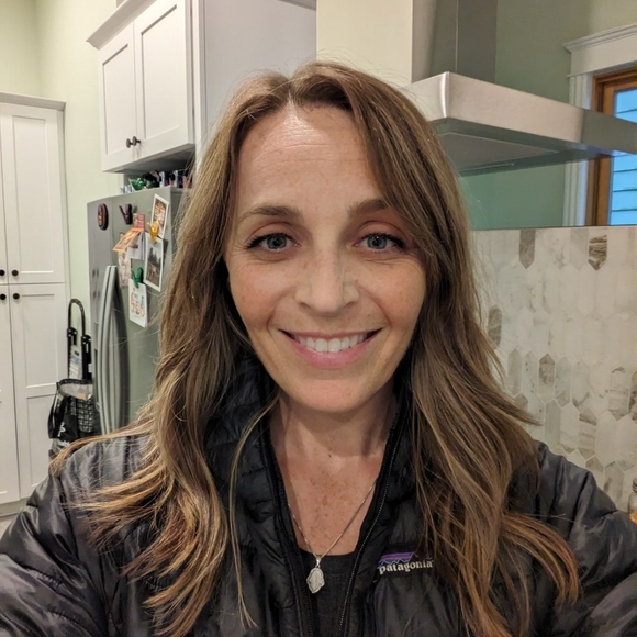 Meet your Posher, Aryn - Picture 1 of 1